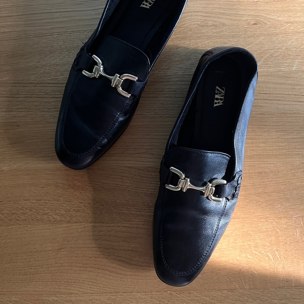 Leather black loafers / zara loafers / black leather loafers